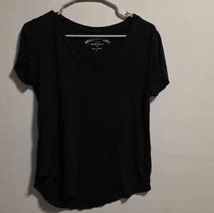 Aeropostale Black Short Sleeve V-Neck Tee